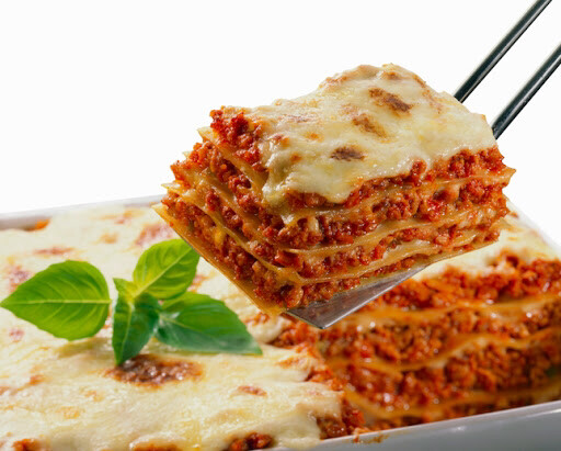 Casa Italia Beef Lasagna Tray for 6/8 People 2.5kg c. Casa Italia Beef Lasagna Tray for 6/8 People 2.5kg c.