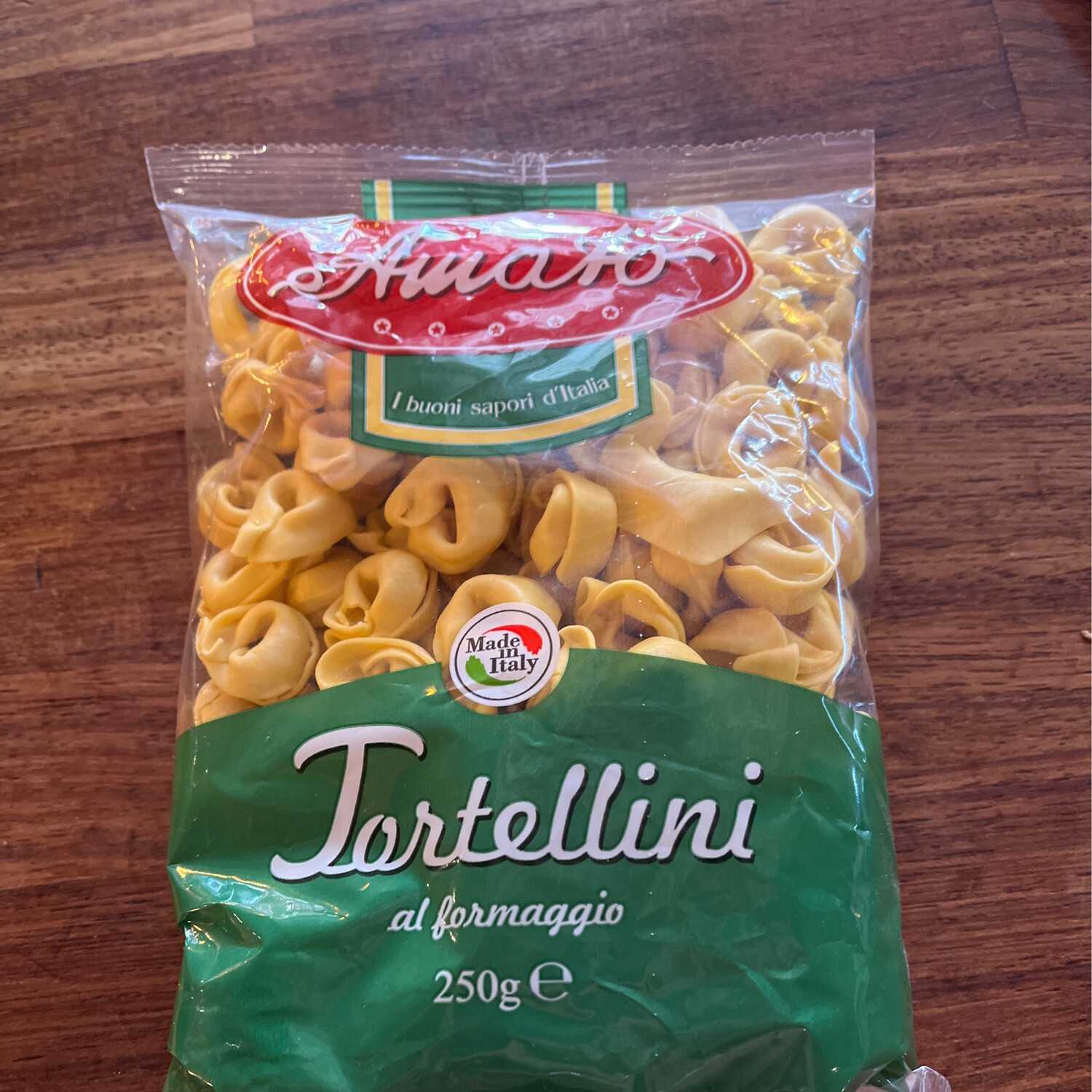 Tortellini with cheese 