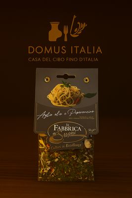 Sauce base and seasoning Garlic, Oil and Chilli La Fabbrica dei Sughi, 50g