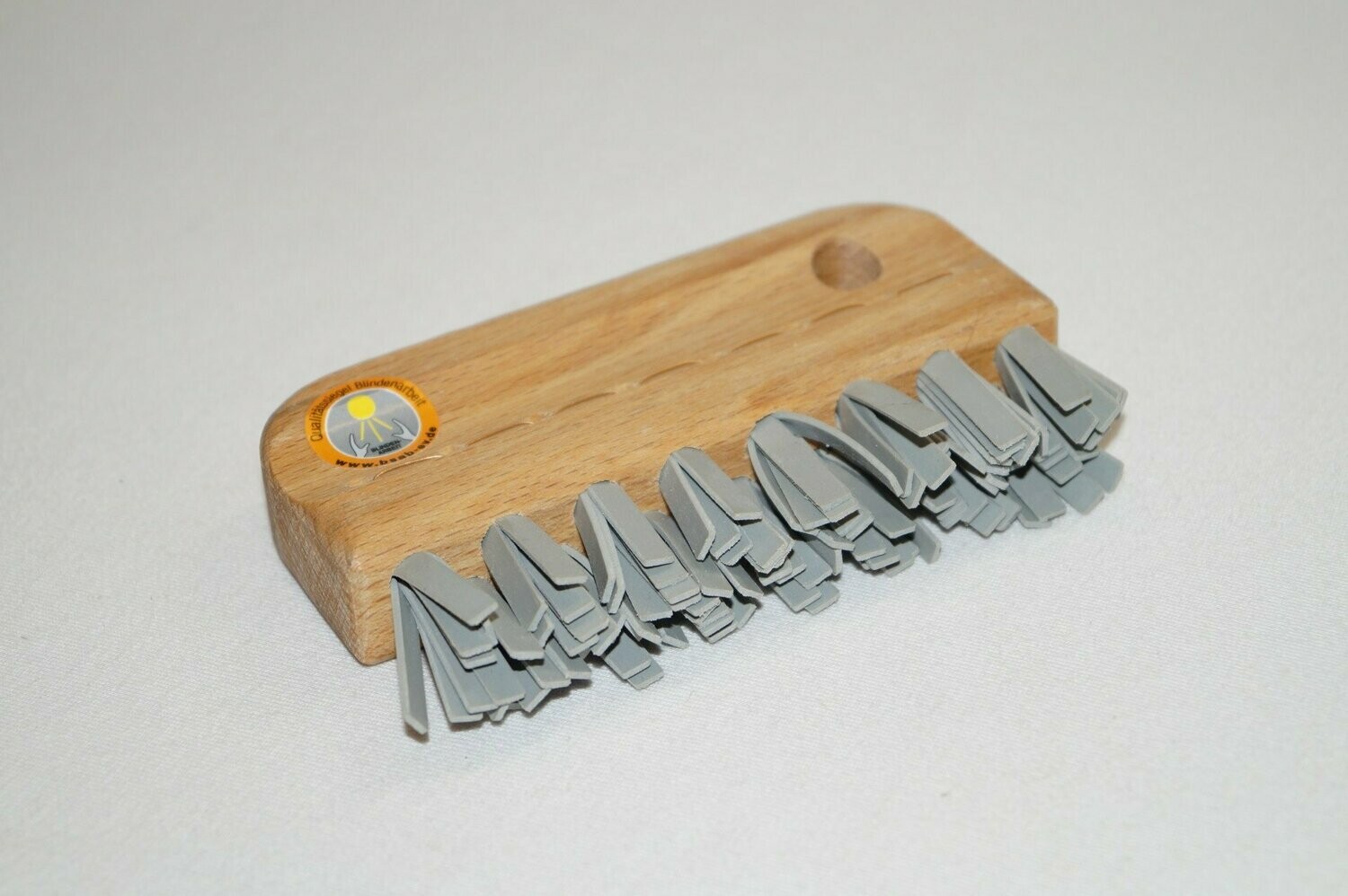 Fusselbürste mit Naturkautschuk Besatz,  12 x 7 cm