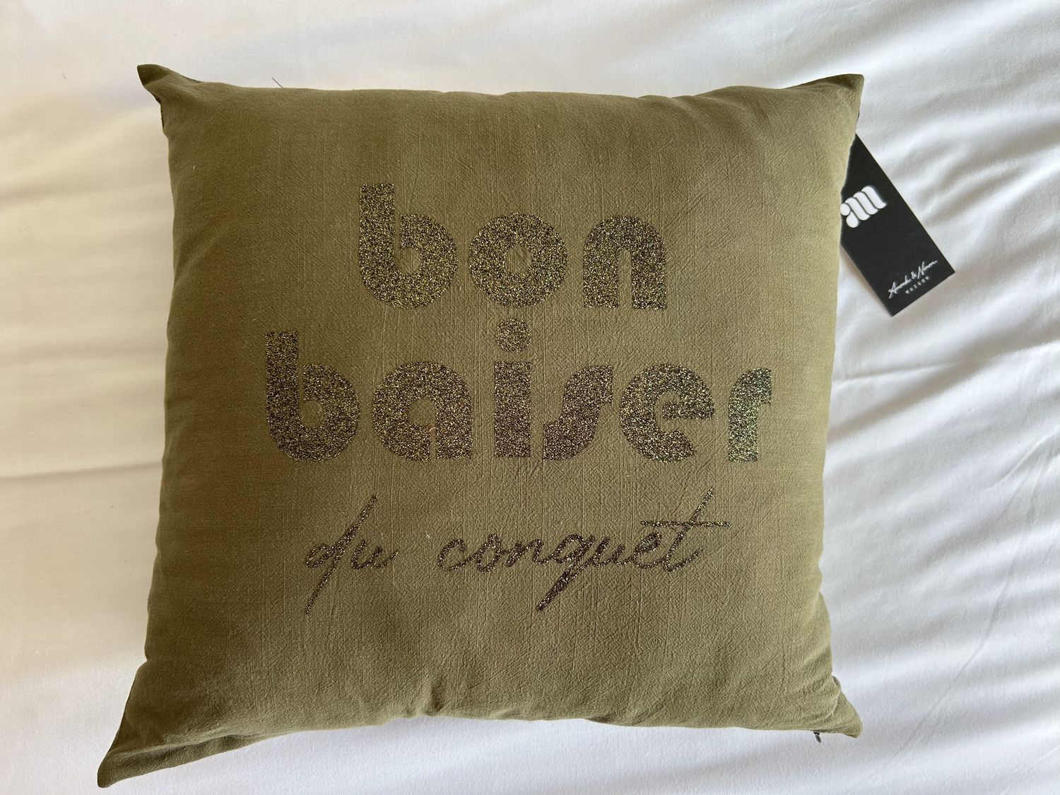 COUSSIN 40X40 &quot;BON BAISER DU CONQUET&quot;