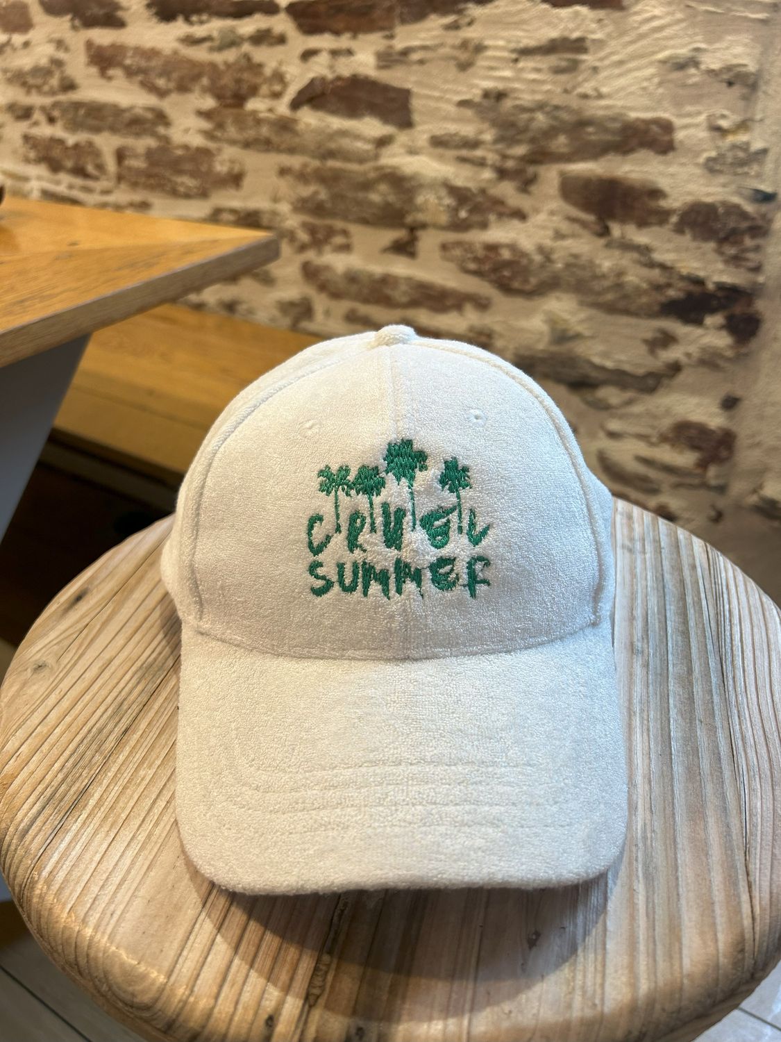 CASQUETTE CARLA EPONGE &quot;CRUEL SUMMER&quot;