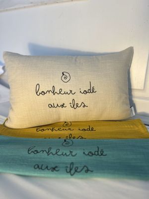 COUSSIN SALOME 30X50 &quot;BONHEUR IODE AUX ILES&quot;