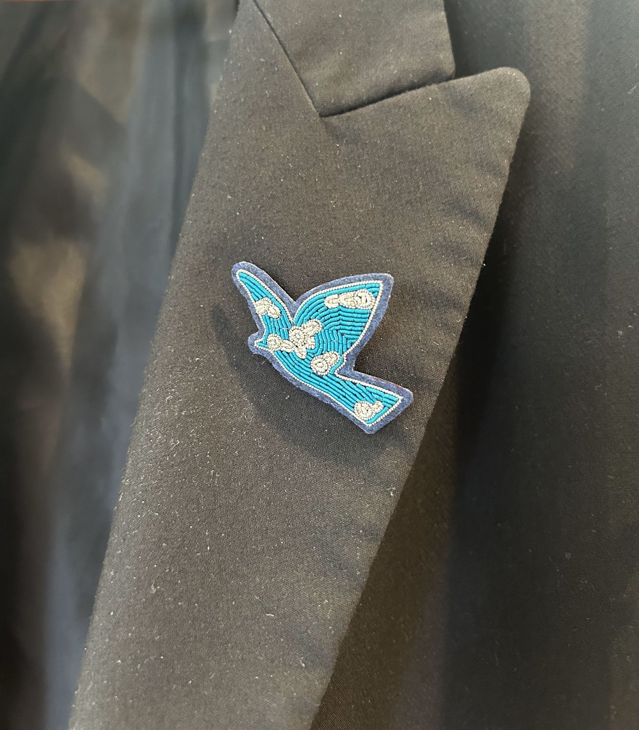 BROCHE MAGRITTE COLOMBE