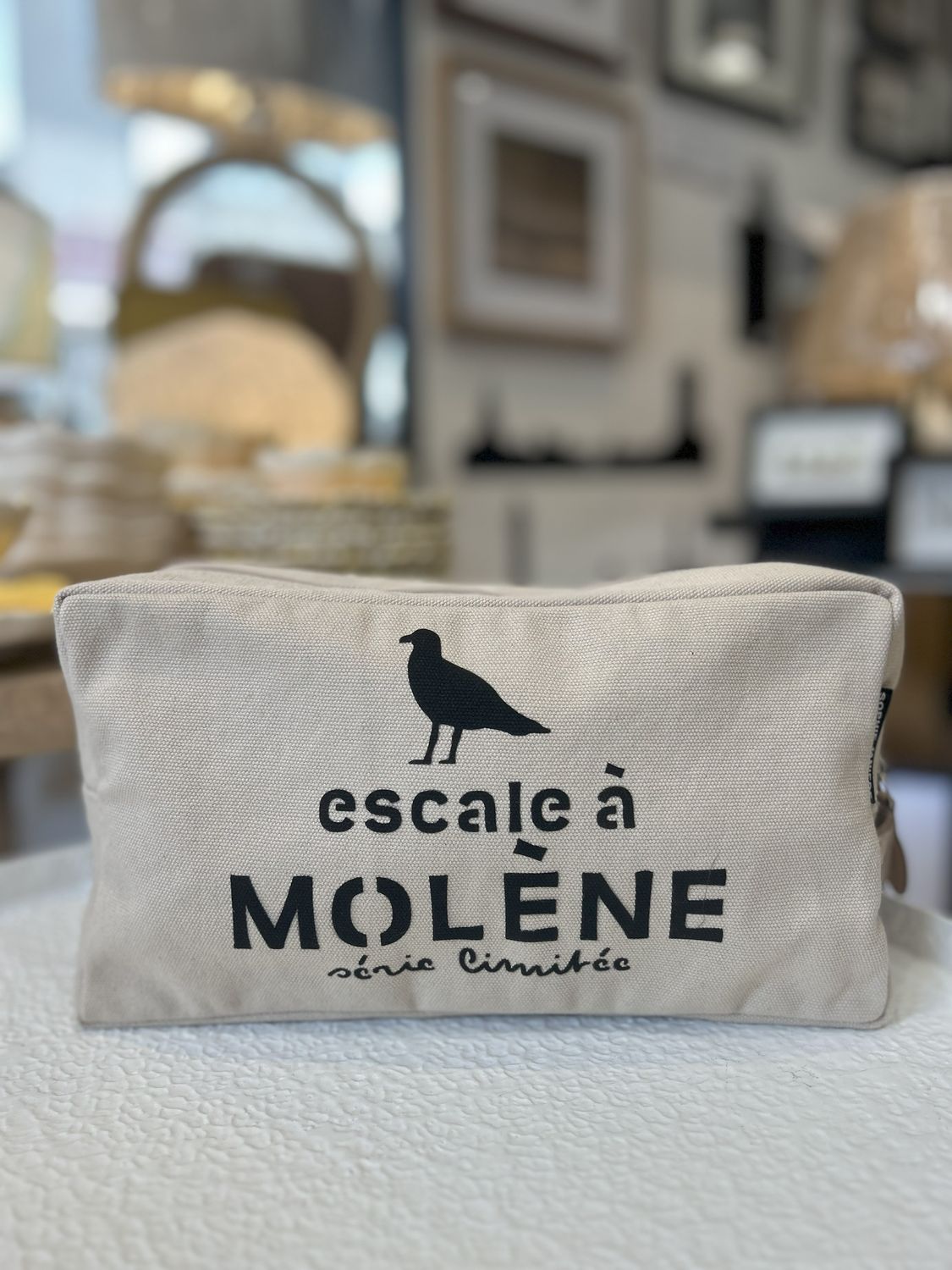 TROUSSE DE TOILETTE "ESCALE À MOLÈNE"