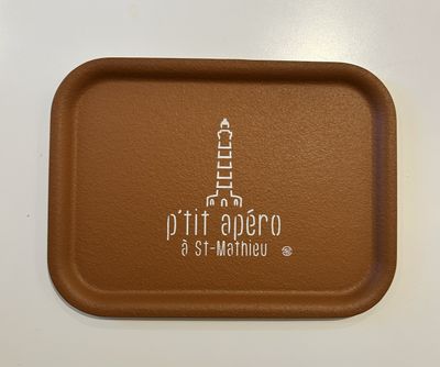 PLATEAUX PERSONNALISÉS "P'TIT APERO A ST MATHIEU" 20X30