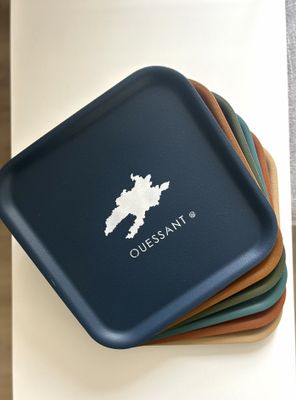 PLATEAUX PERSONNALISÉS &quot;OUESSANT&quot; 30X30