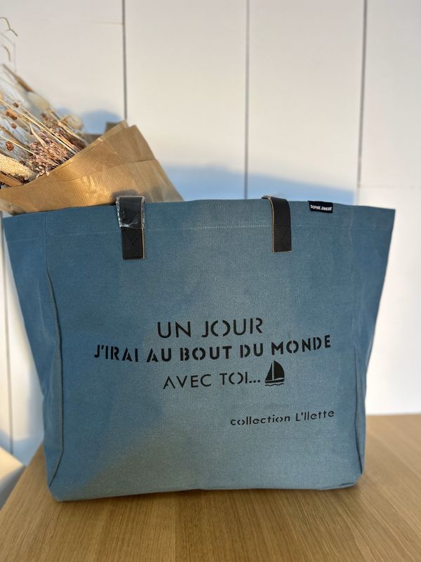 SAC COTON/CUIR "UN JOUR J'IRAI AU BOUT DU MONDE AVEC TOI" SAC COTON/CUIR "UN JOUR J'IRAI AU BOUT DU MONDE AVEC TOI"