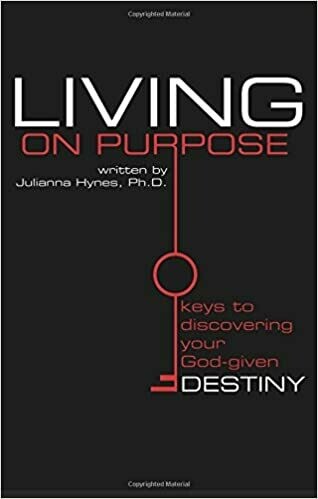 Living on Purpose by Julianna Hynes, Ph.D. (Paperback)