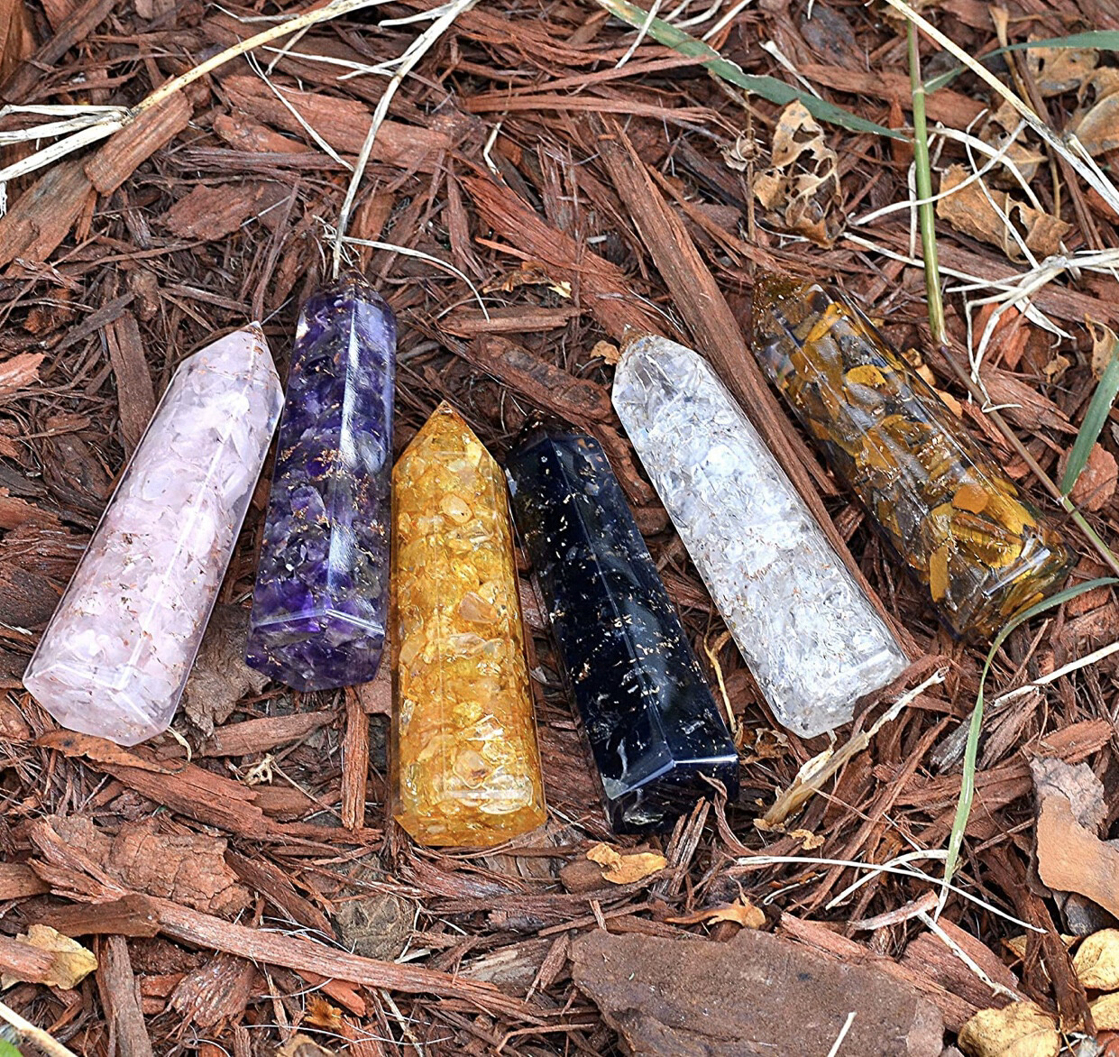 LUMINOUS CRYSTAL STONES