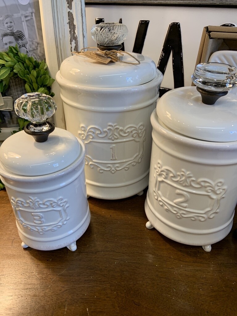 Circa Door Knob ceramic cannister set