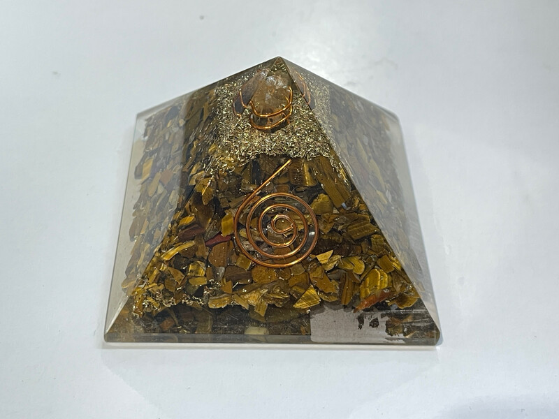 orgonite pyramid tiger eye M