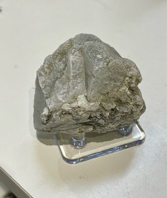 Kurnakovite