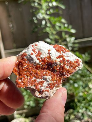 Vanadinite in matrix 57g
