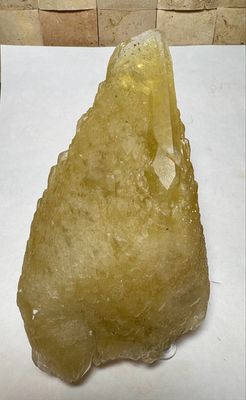 Calcite dogtooth 710g