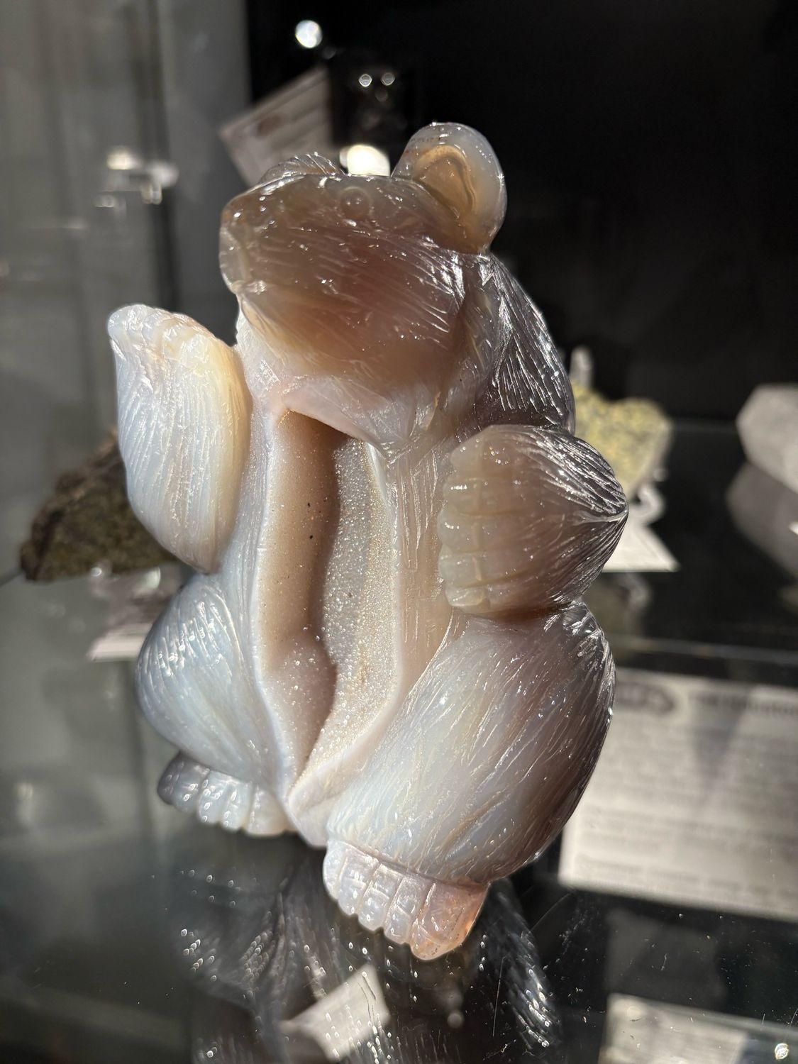 Druzy Agate polished bear 1.25kg