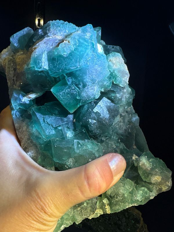green fluorite UV reactive Madagascar 6lb