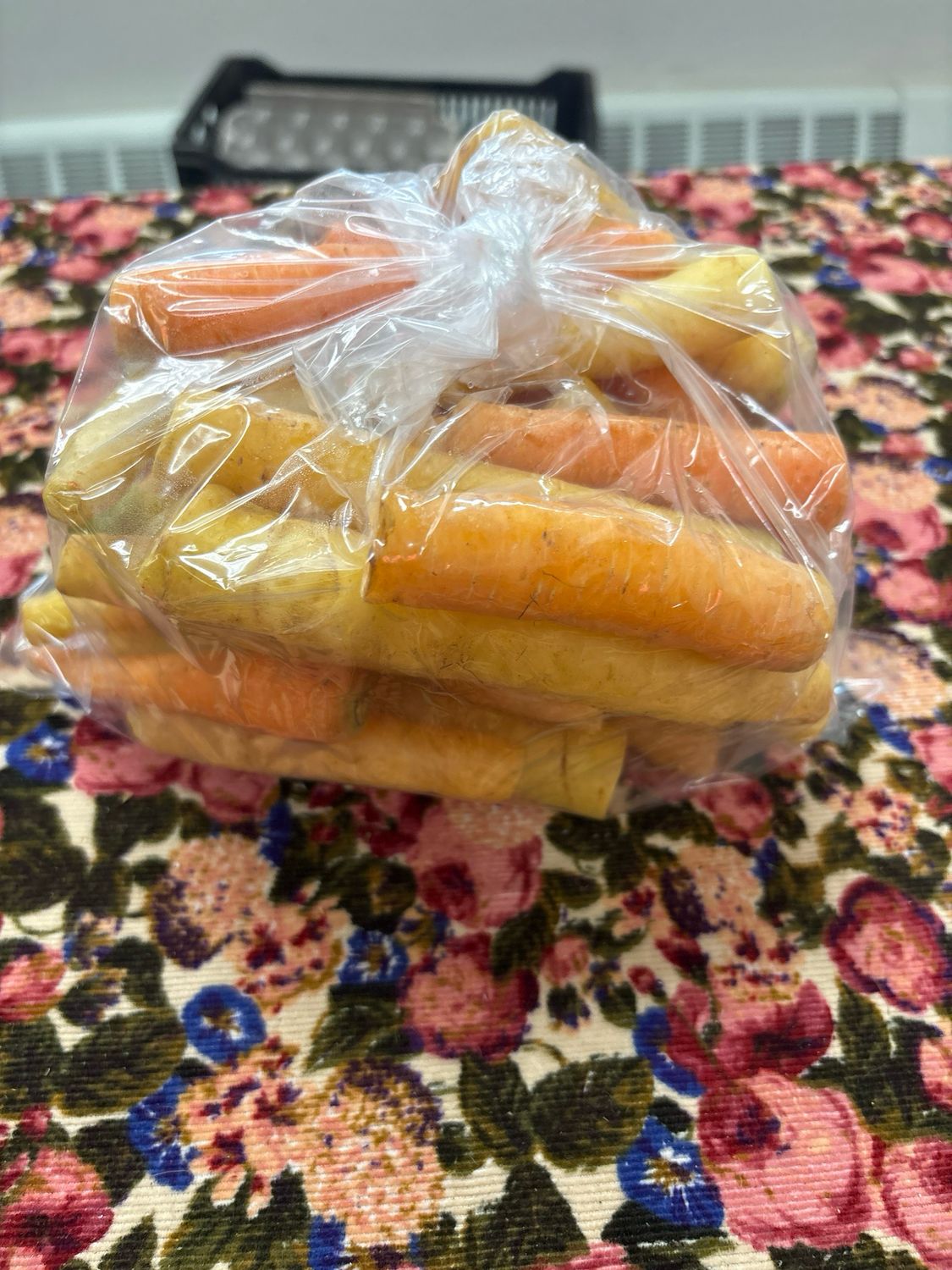 Rainbow Carrot Medium