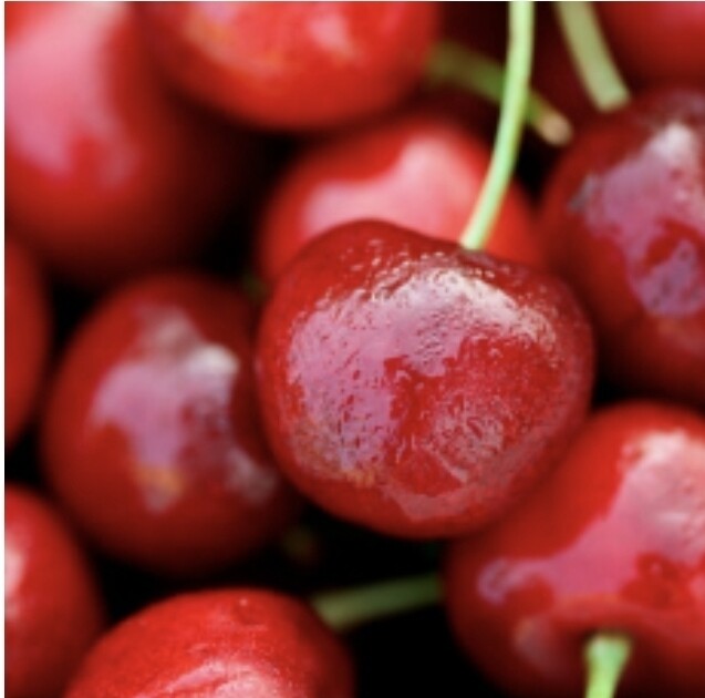 Cherry Lip Balm Flavor Oil (2ozs)