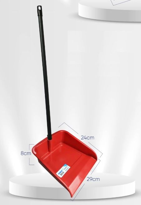 Recogedor Eco con Palo de madera natural                     (Rojo, Verde, Amarillo, Gris)