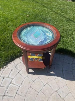 Accent Table