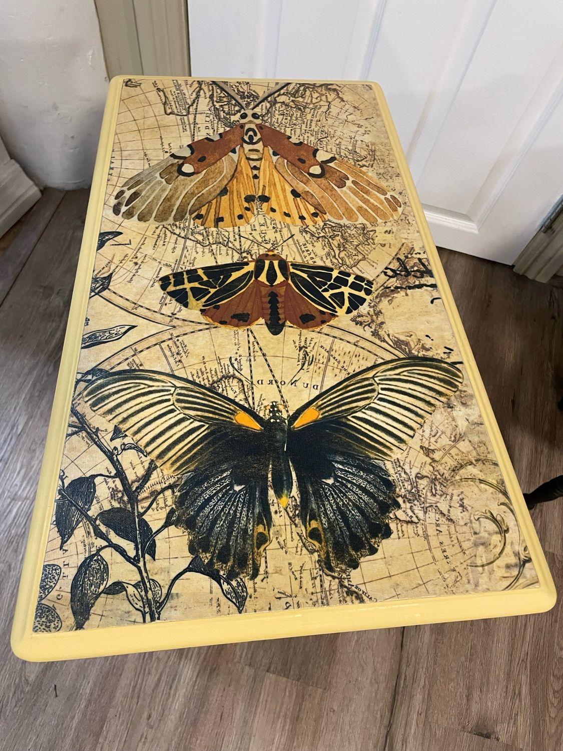 Accent Table