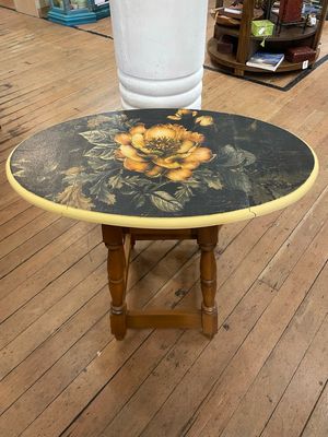 Accent Table