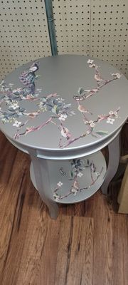 Accent Table