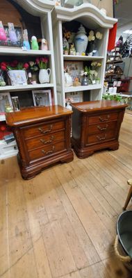 Beautiful Ornate Nightstand Set