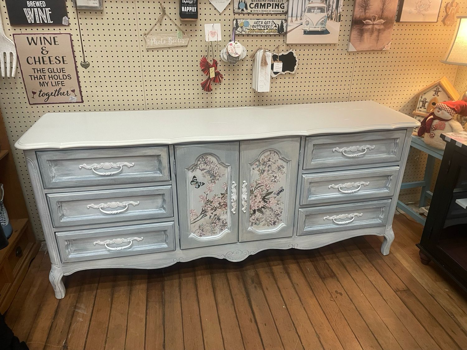 Dresser Buffet