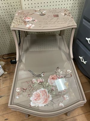Accent Table