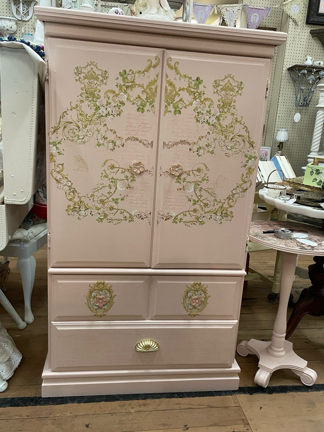 Hutch Cabinet