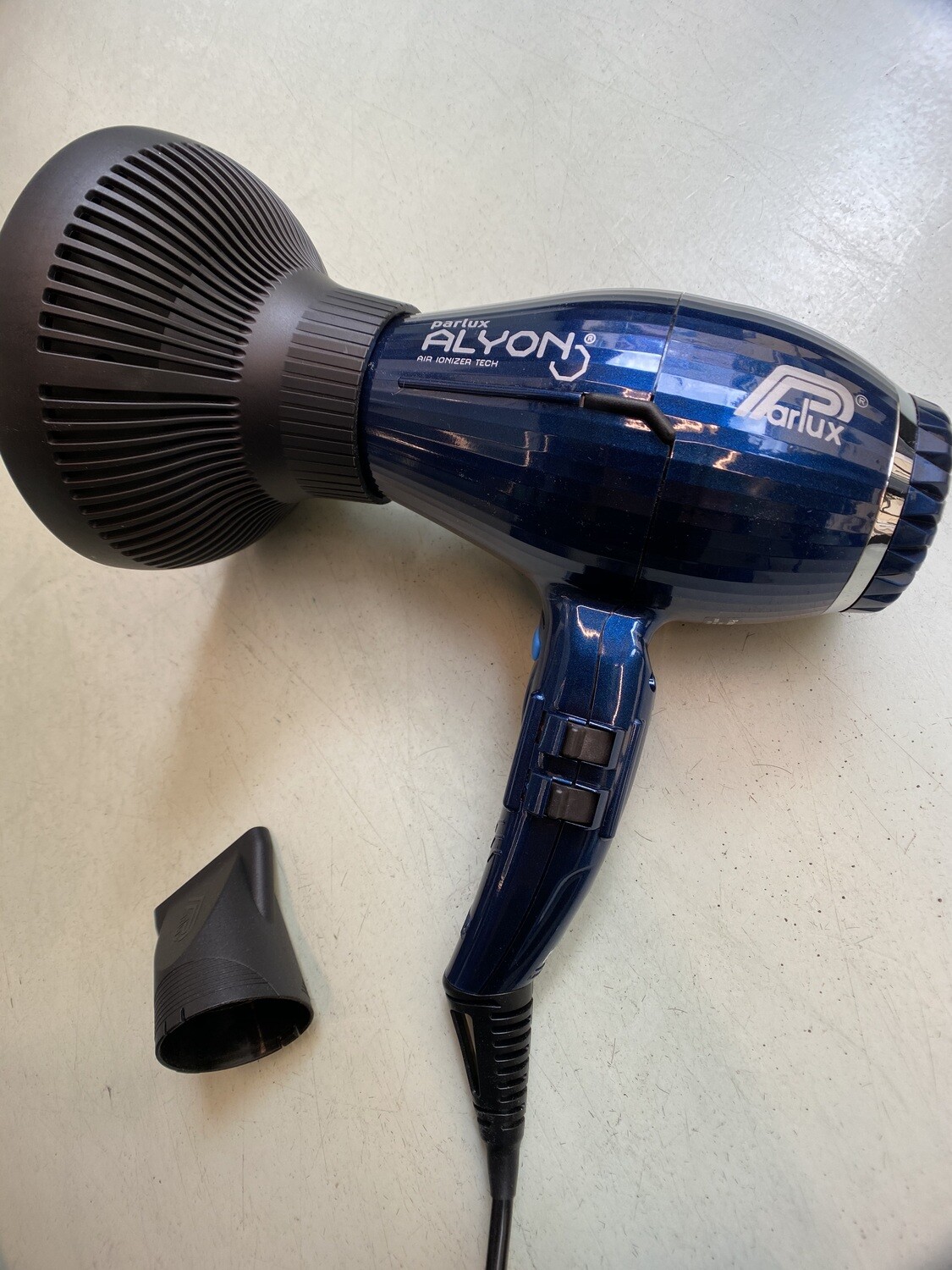 Parlux Alyon Night Blue 2250 Watt μαζί με τη νέα φυσούνα Magic SenseParlux Alyon Night Blue - 2250 Watt