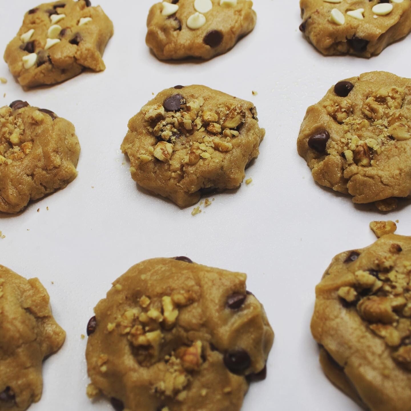 Chocolate Chip Cookies with Walnuts