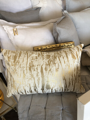 Loretta Pillow 14"x22" Gold