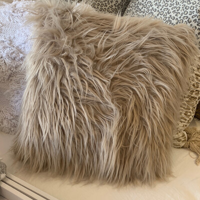 Natural Fur Pillow 18"