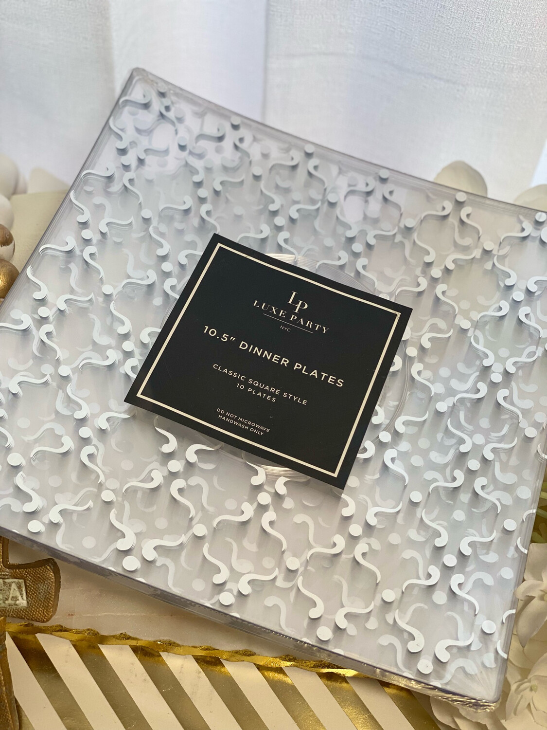 Luxe Dinner Square Clear w/Silver Pattern