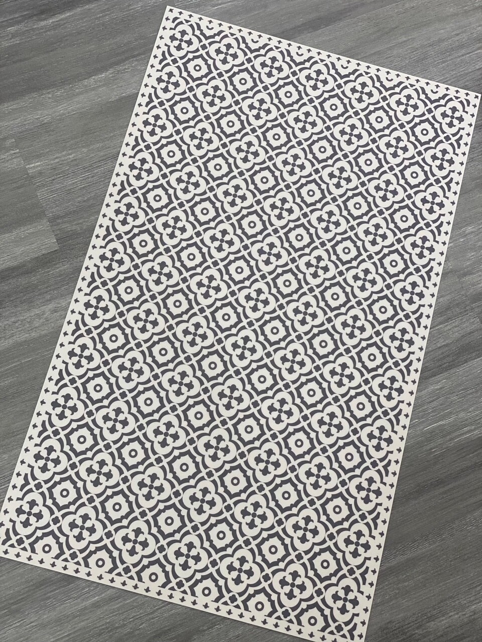 Ceramics: Neutral Decorative Floormat - 023618 - 1.6'x2.7'