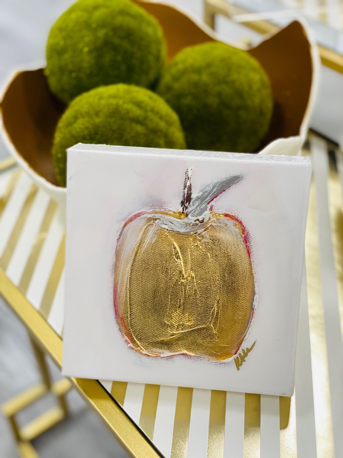 6x6 Apple Painting Gold/Red