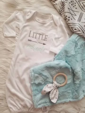 Newborn Baby Gown LITTLE MIRACLE-MINT