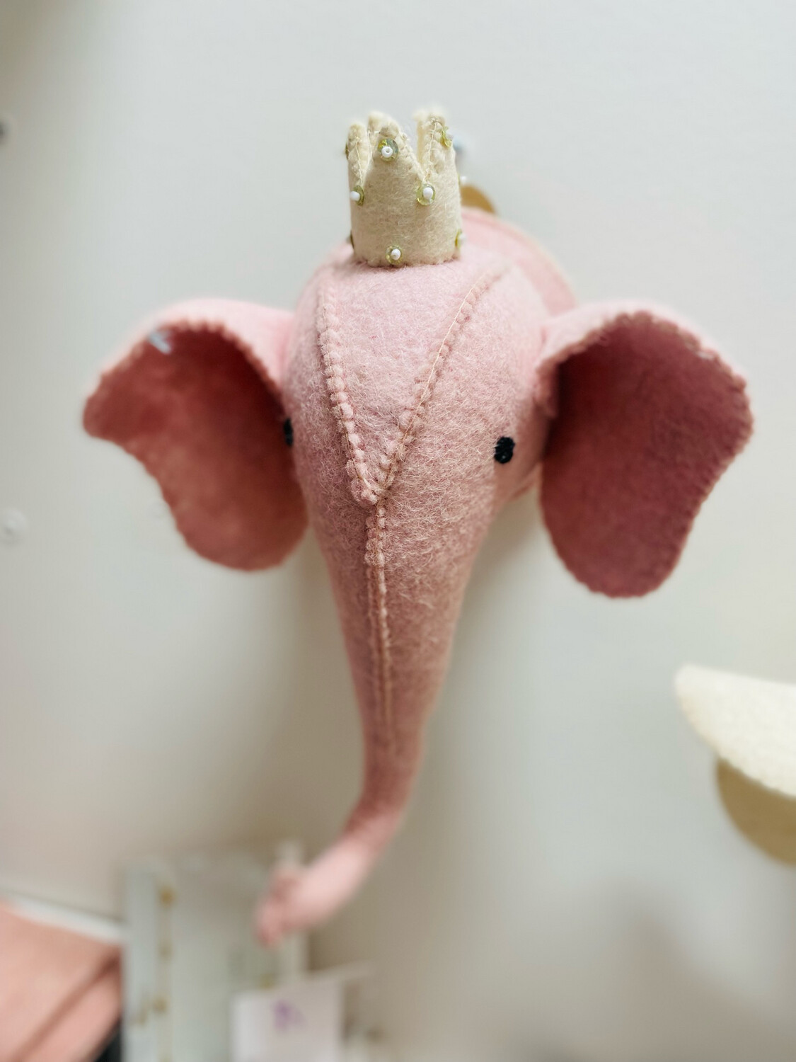 Animal Wallmounts Elephant Pink