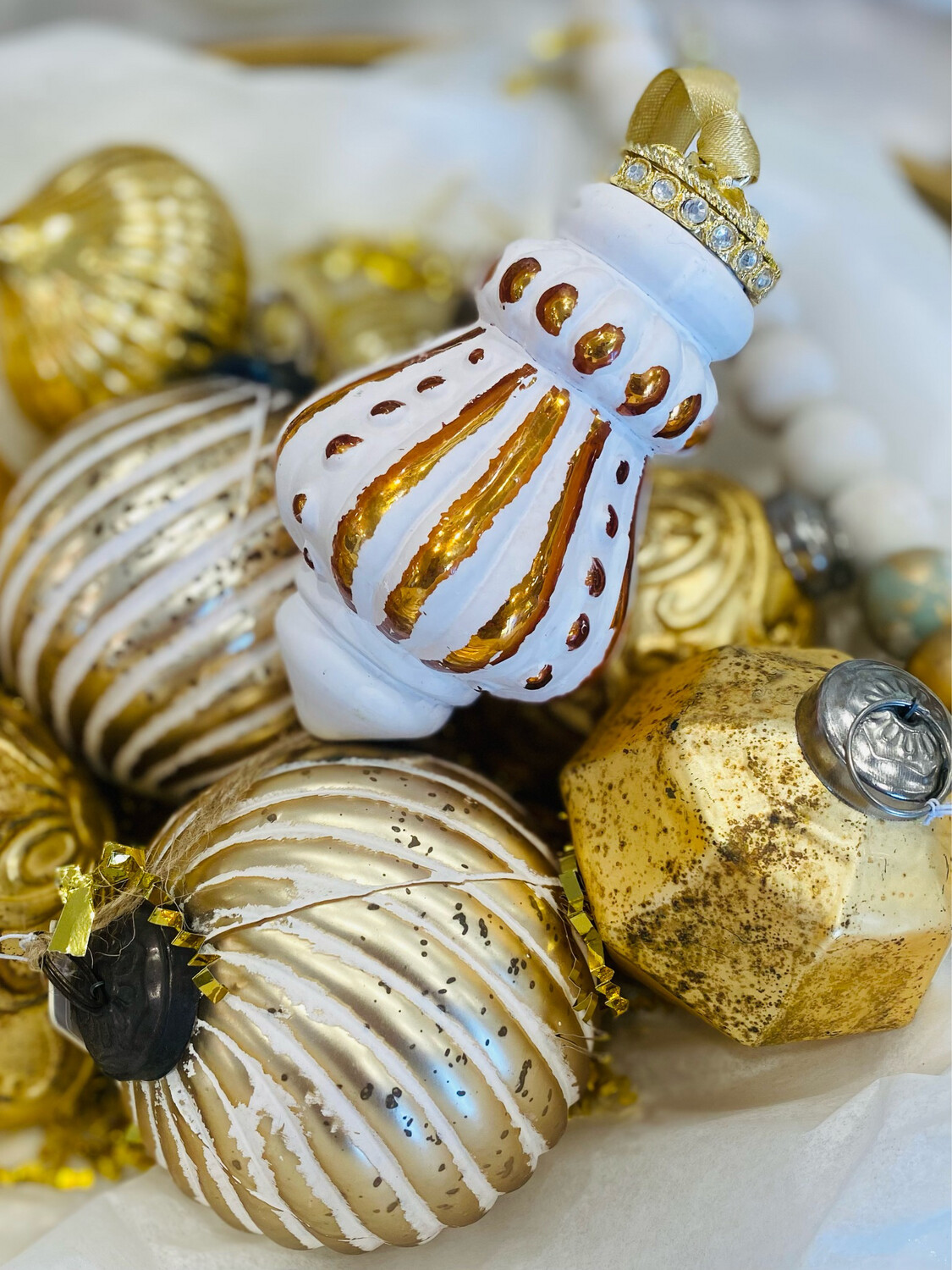 Gold/White Finial Ornament