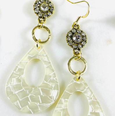 SJ Earrings "White Pearl" Acrylic