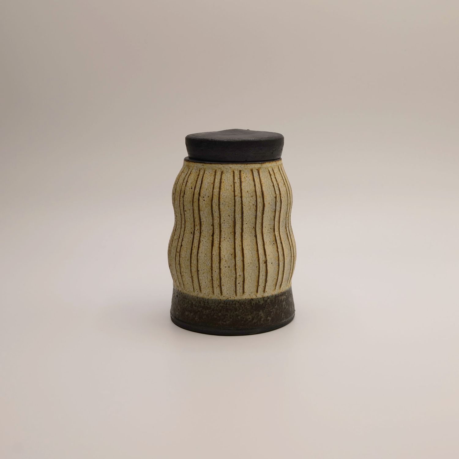Wave canister