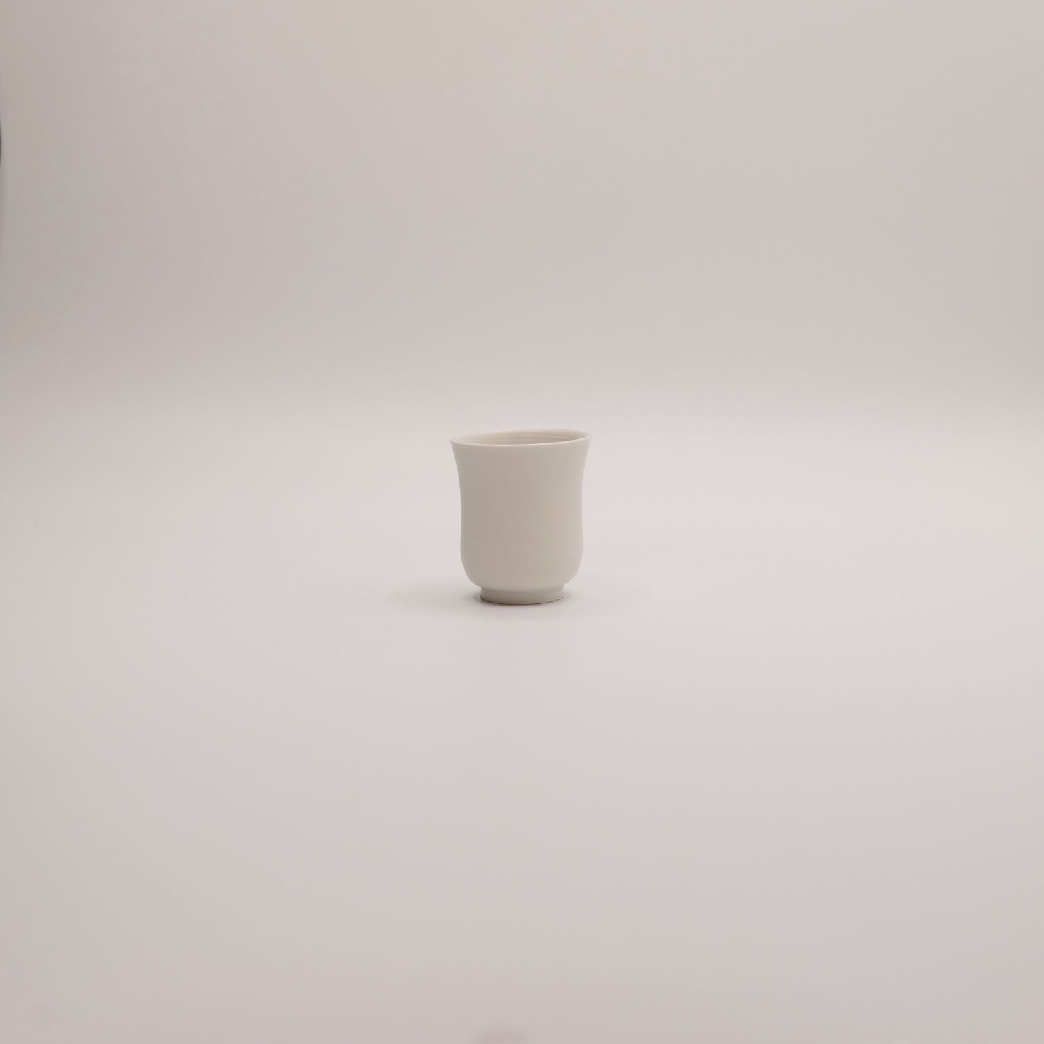 茶杯B