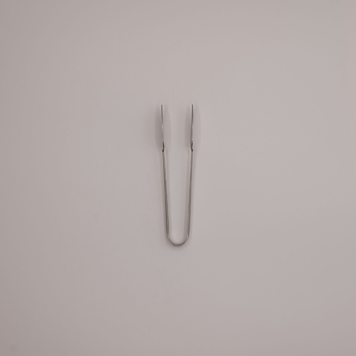 トング