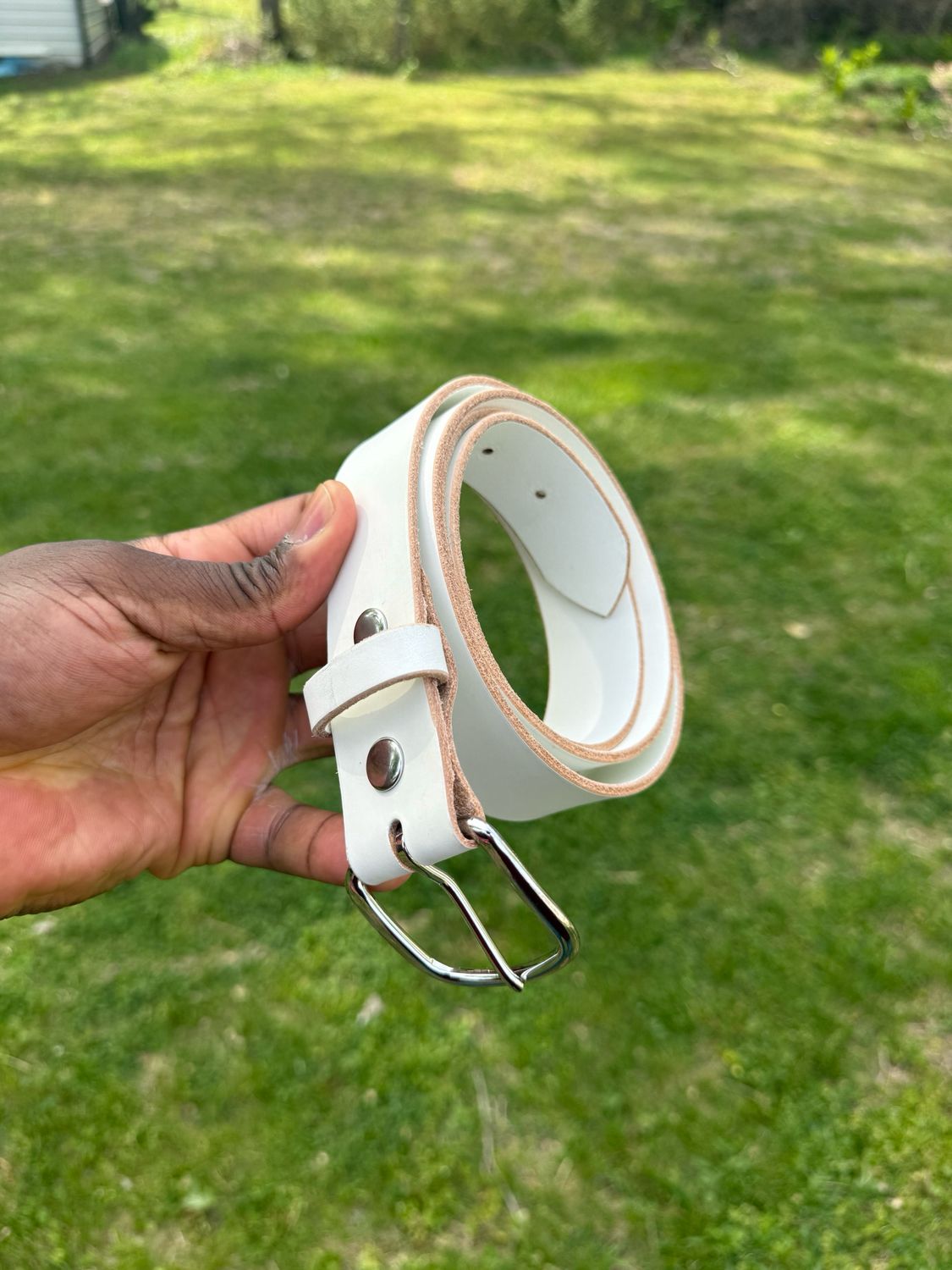 The “Waist” belt White The “Waist” belt White