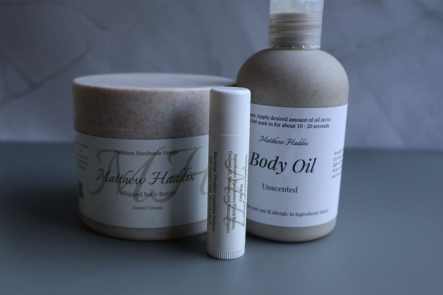 Skincare kit ( whipped body butter, Body oil, and moisturizing Chapstick ) Skincare kit ( whipped body butter, Body oil, and moisturizing Chapstick )