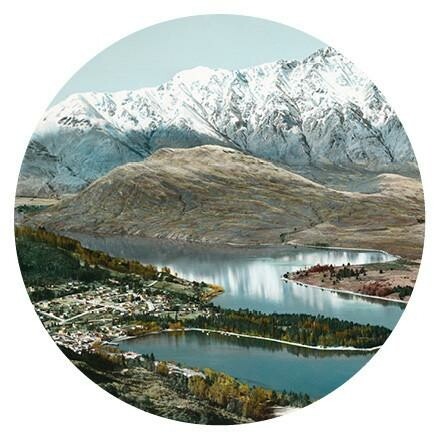 Vintage Queenstown Resealable Art Spot
