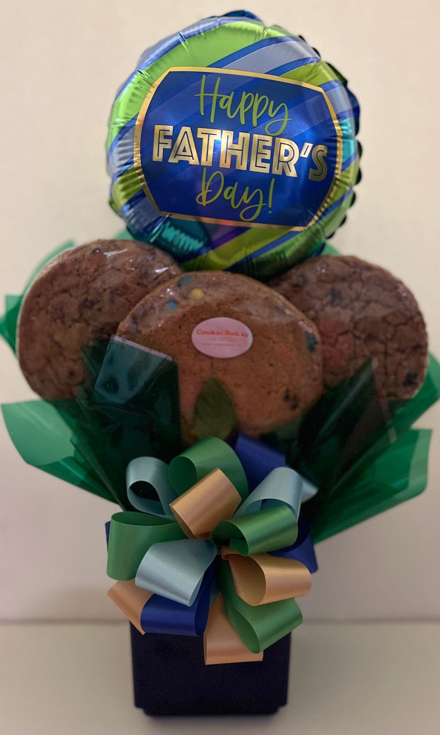 Father&#39;s Day Flower Pot Bouquet